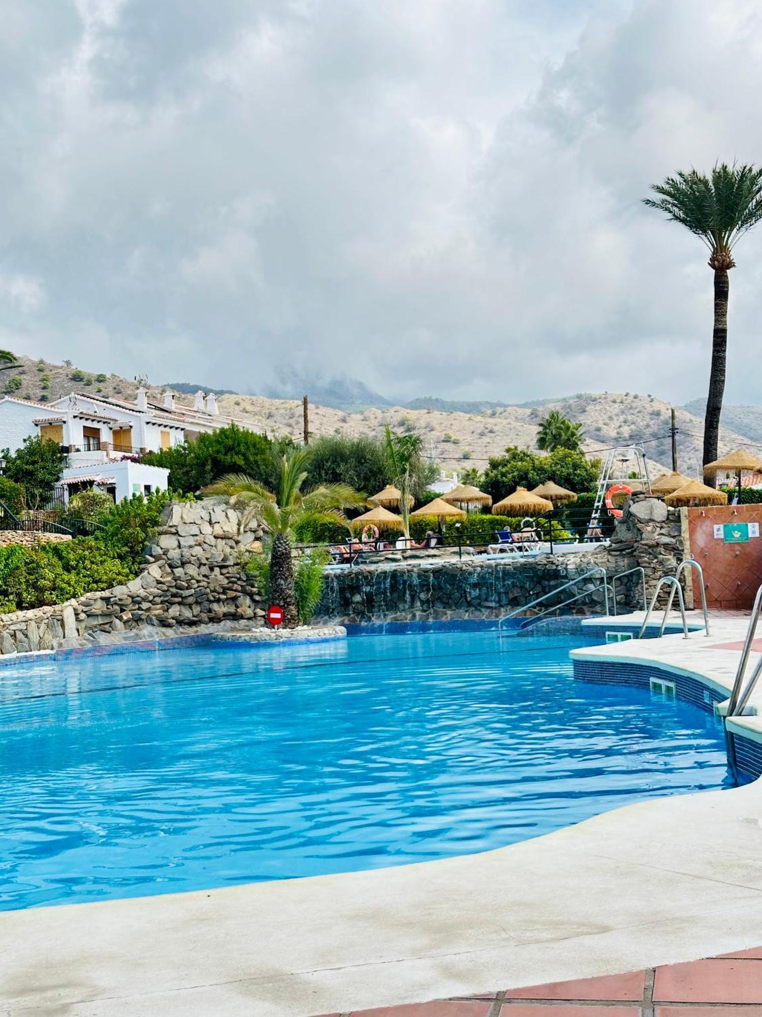 Right By The Pool Area In Capistrano Village! Nerja Exterior foto