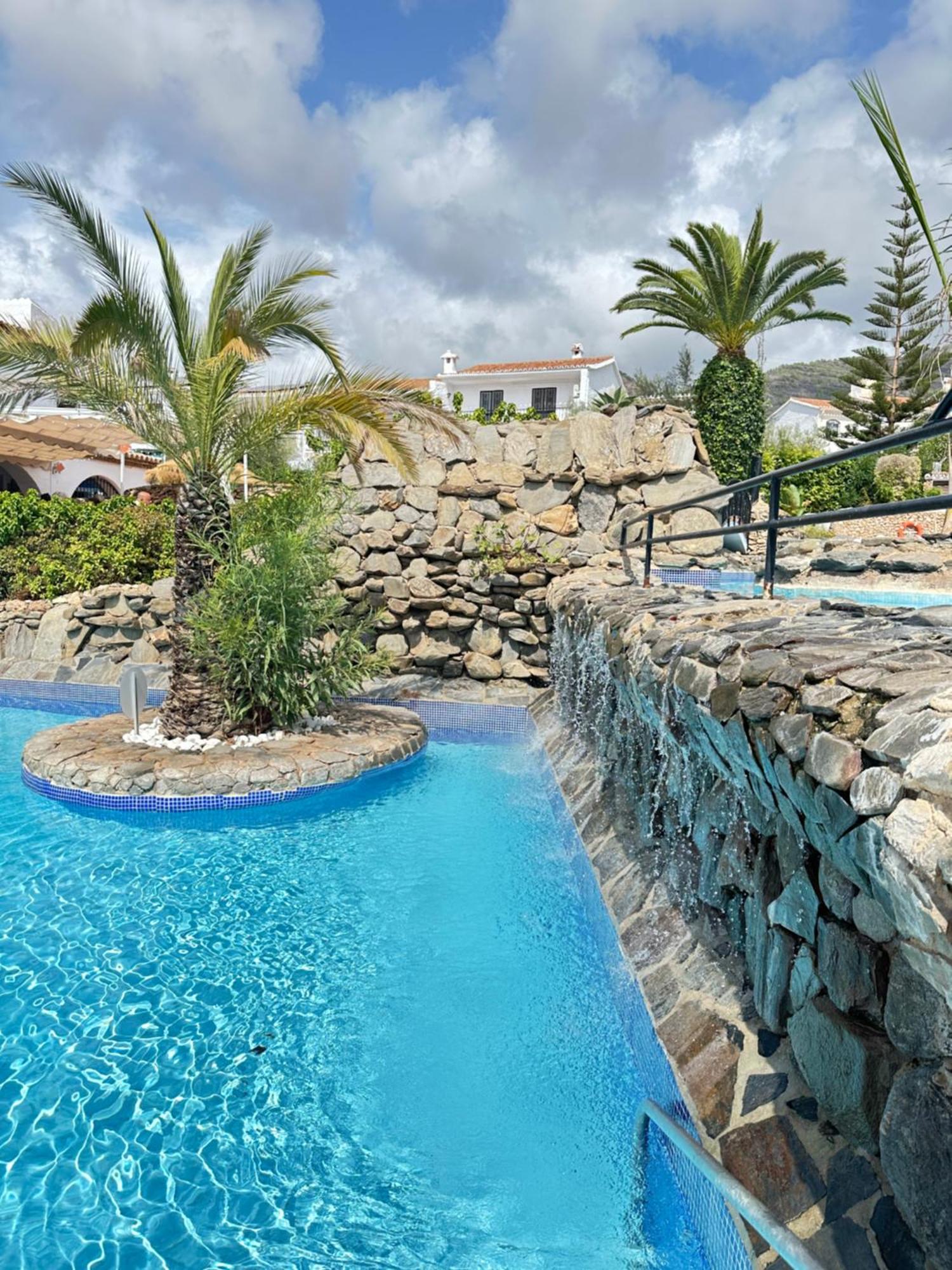 Right By The Pool Area In Capistrano Village! Nerja Exterior foto